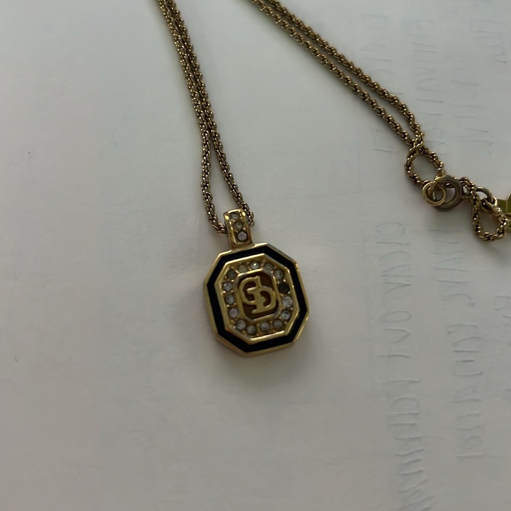 Christian Dior 100% Authentic Vintage Necklace 💍